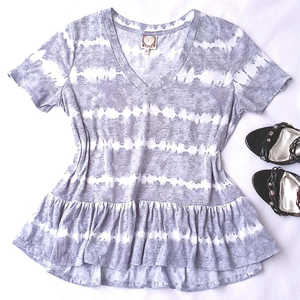 Truself Ruffle Hem Top